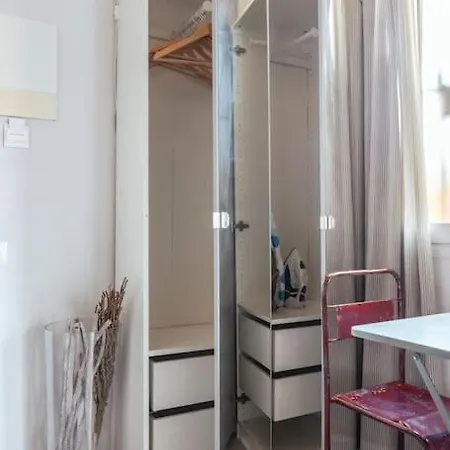 Apartamento Cozy Penthouse With Private Rooftop Terrace